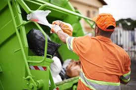 Best Yard Waste Removal  in Zephyrhills West, FL